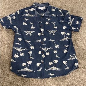 Men’s Old Navy, Palm Tree, Short Sleeve Button Up